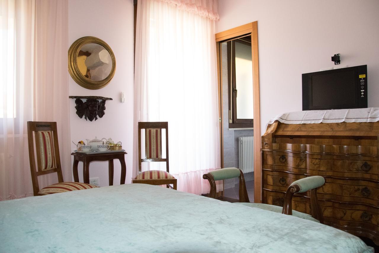 B&B Il Glicine Fiorito Lido de Venise Extérieur photo
